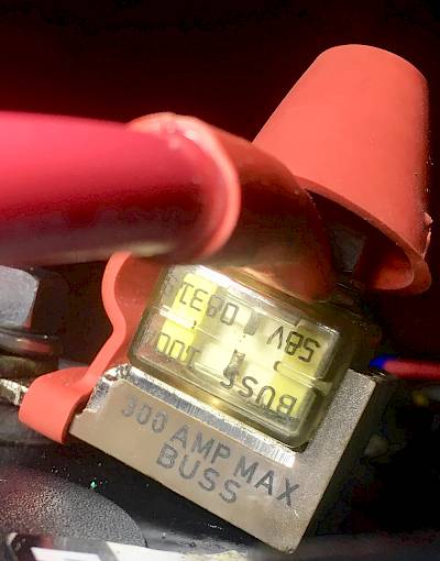 The ACR Is Not Charging, Could It Be a Blown Fuse?