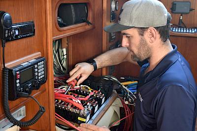 Why You Shouldn't Wait To Tackle Your Fall and Winter Boat Projects