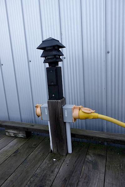 What Causes Reverse Polarity if the Dock Pedestal is Good?